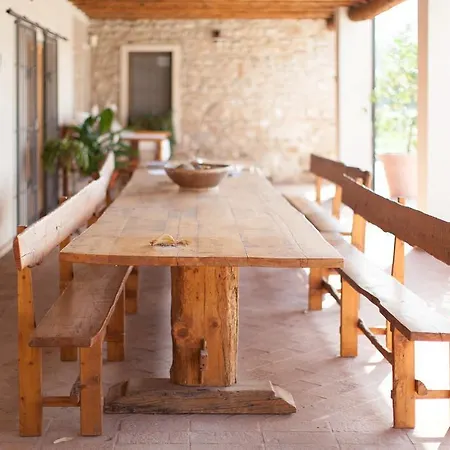 Cascina Serenella - بيت للعطل *