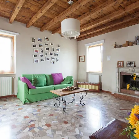 Cascina Serenella - *