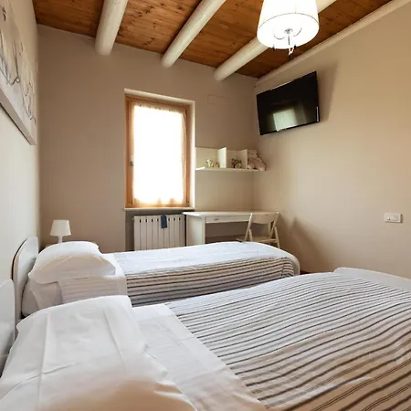 Cascina Serenella - بيت للعطل